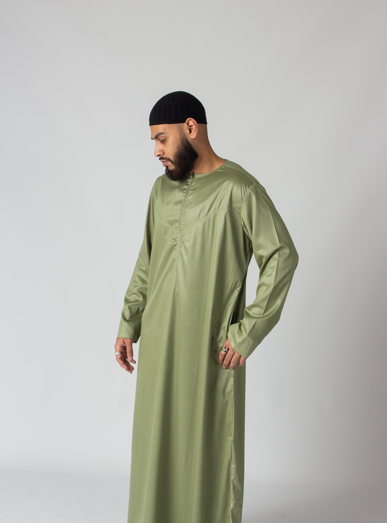 Omani Thobe