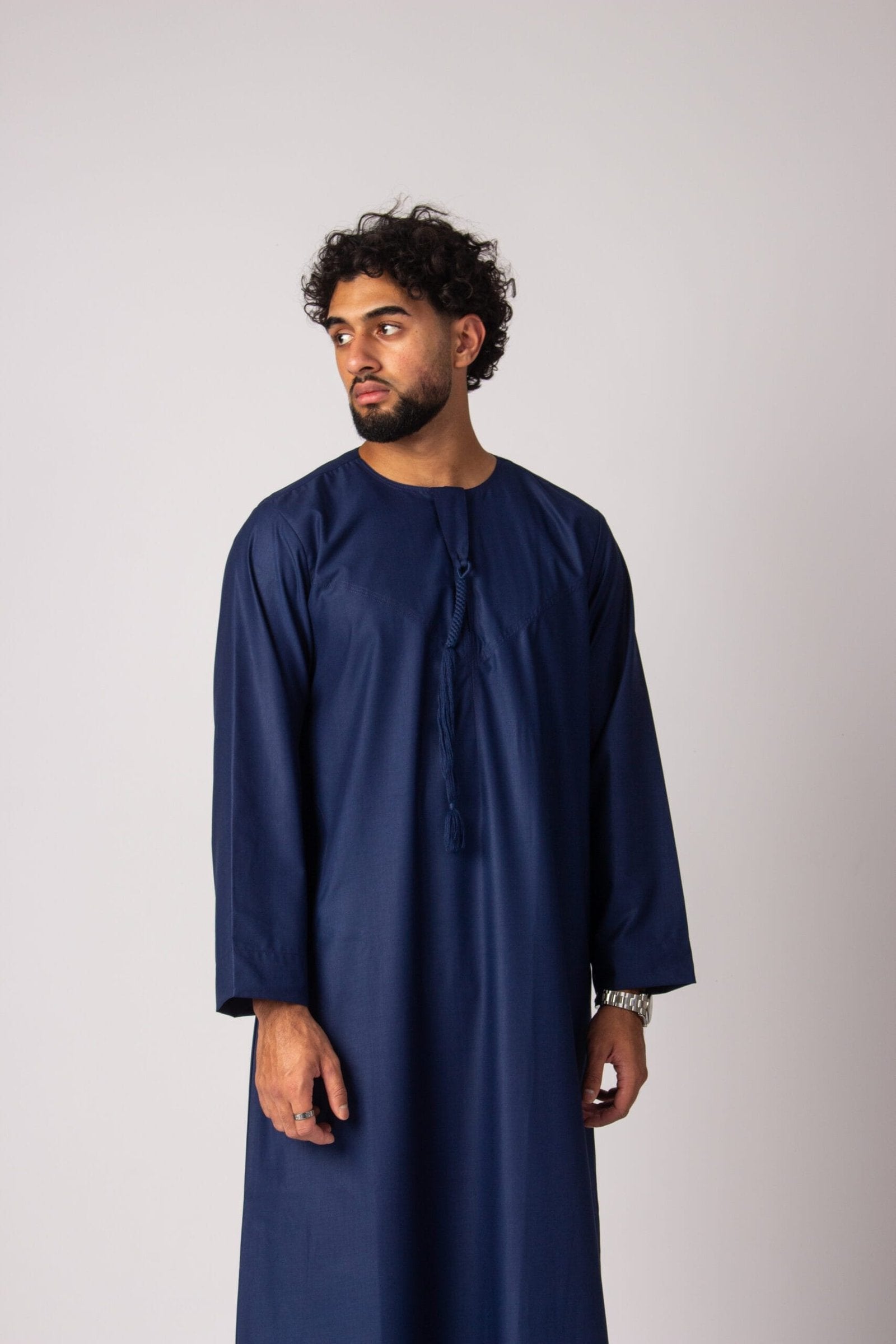 Emirati Thobe