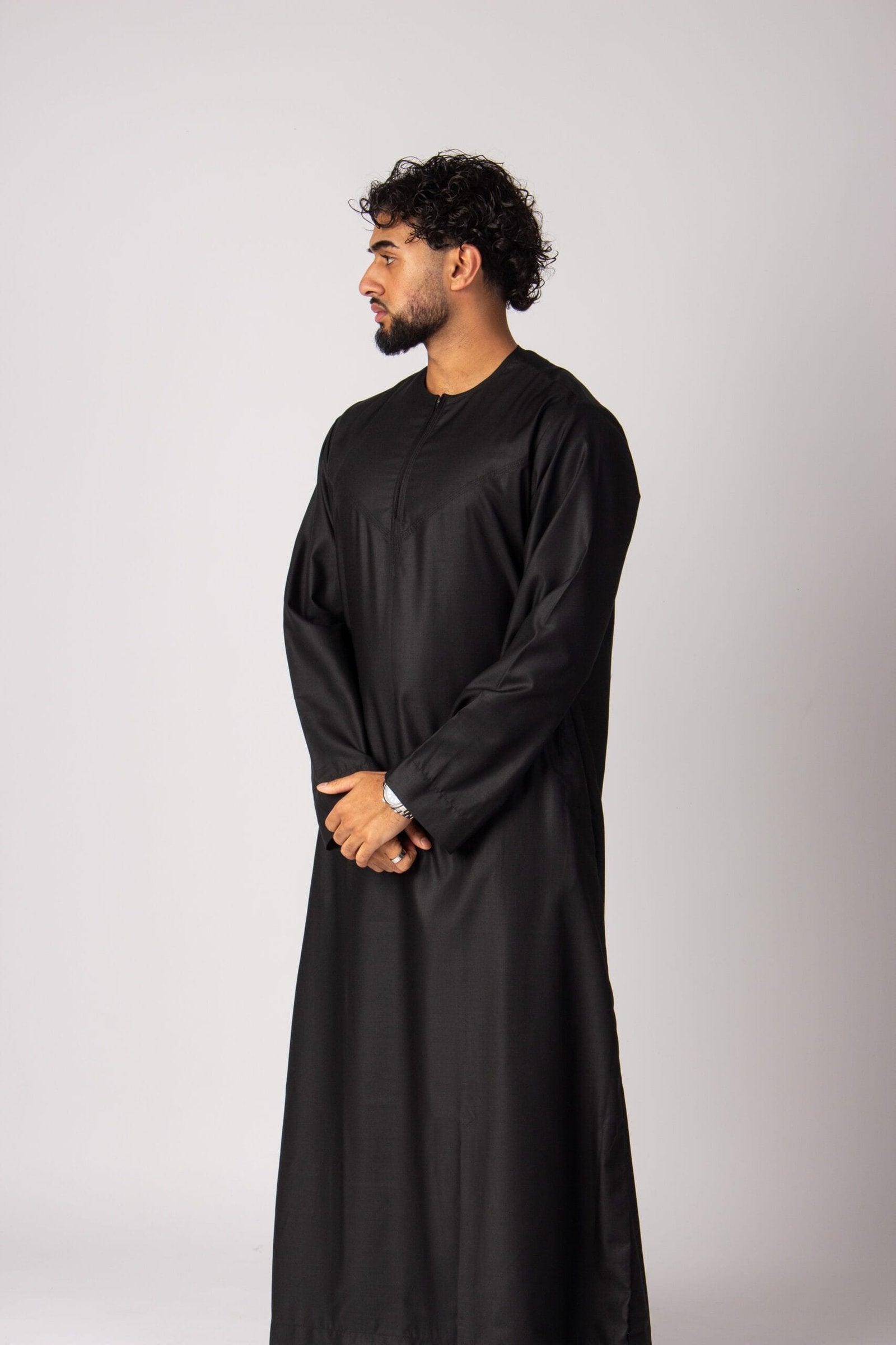 Omani Thobe