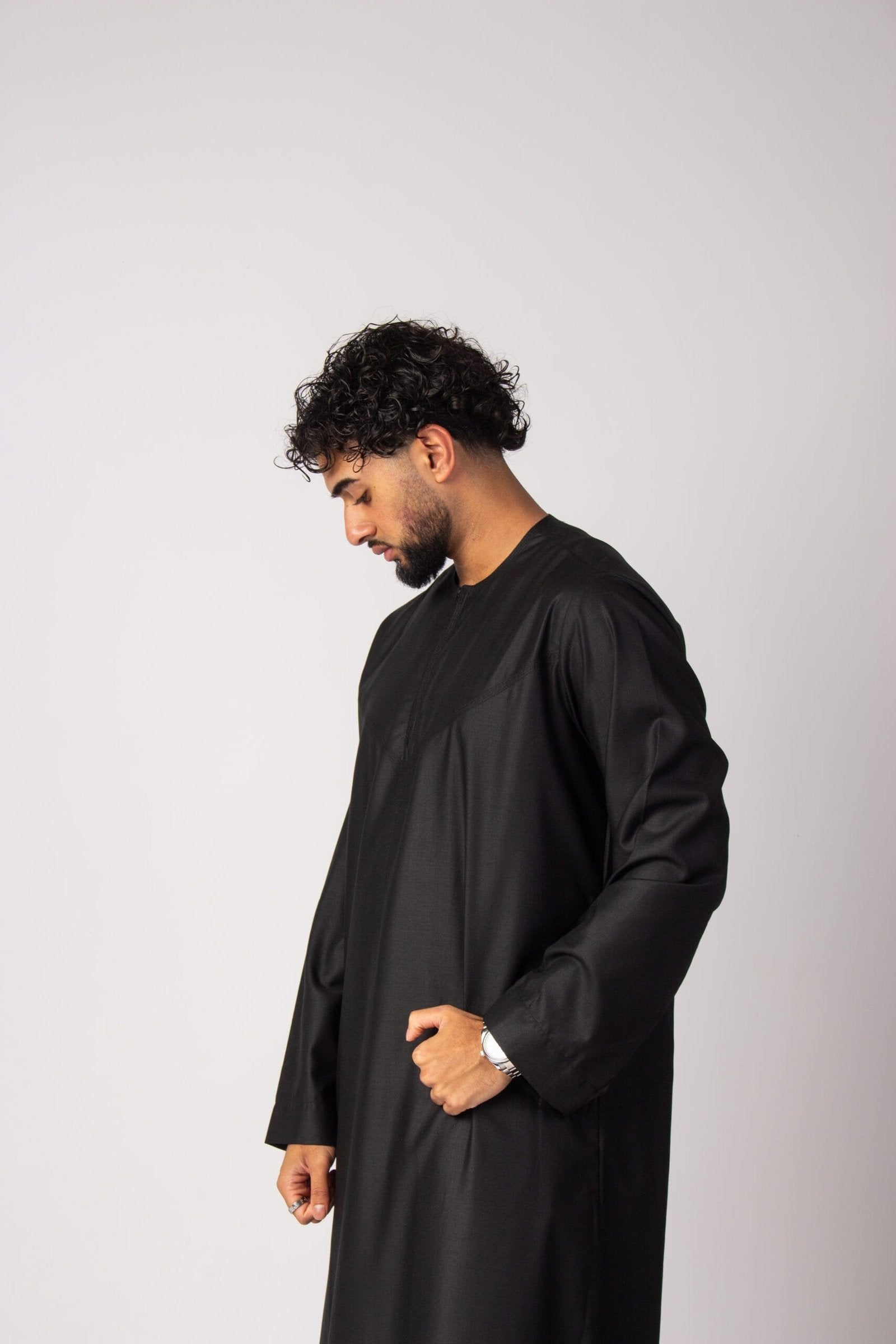 Omani Thobe