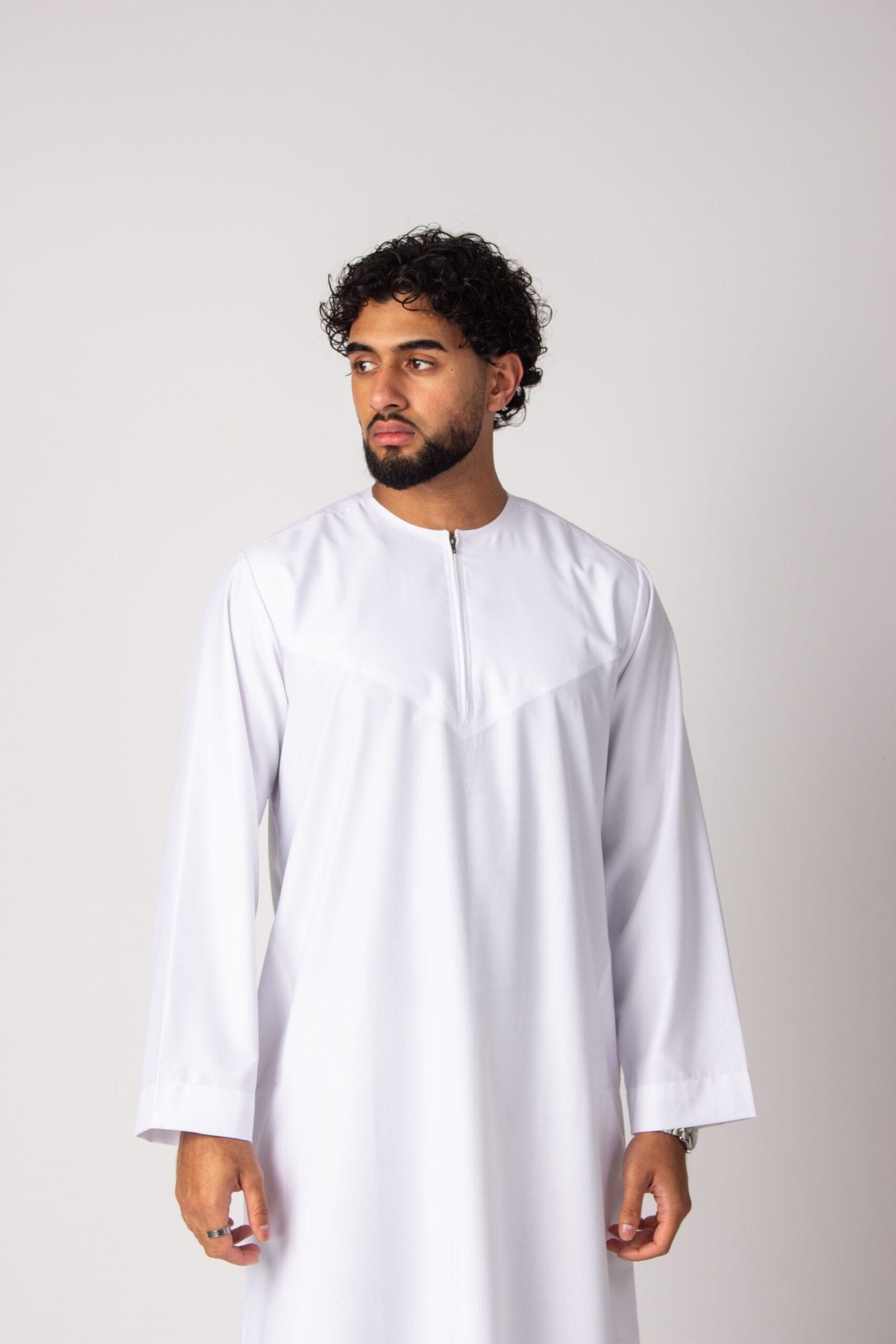 Omani Thobe