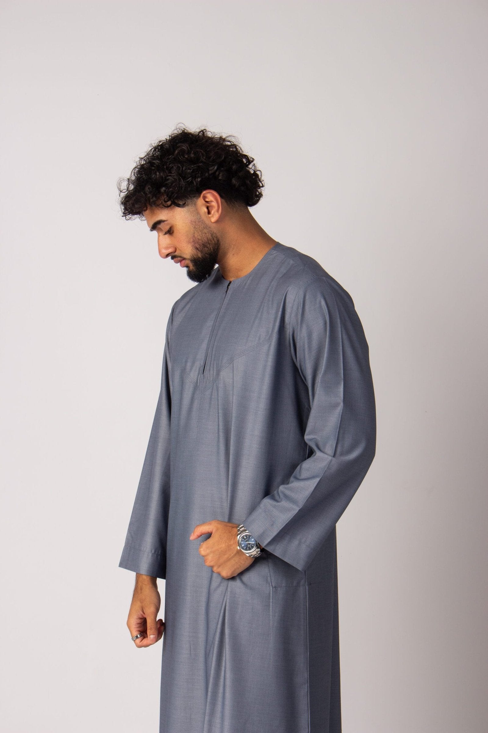 Omani Thobe