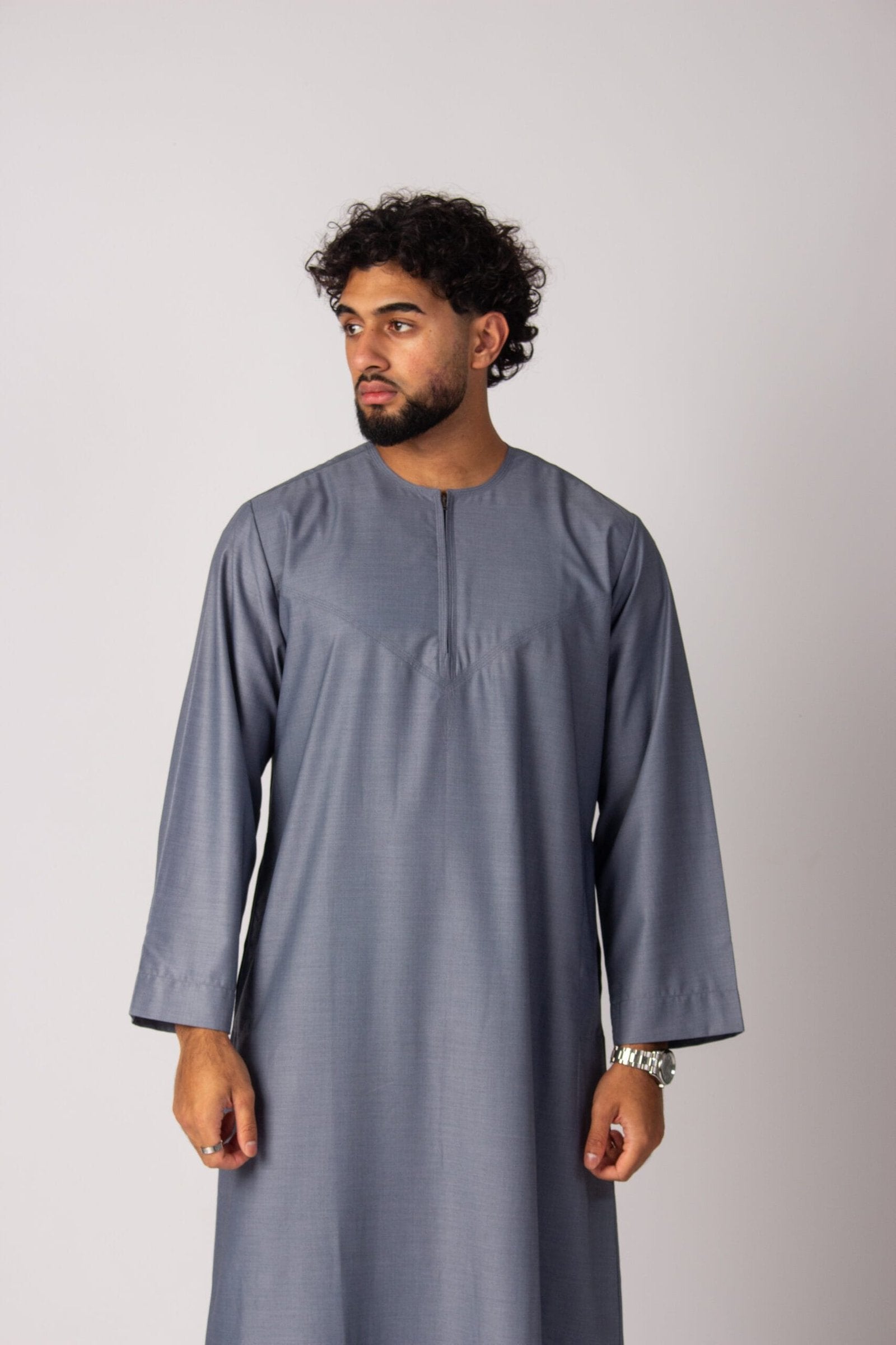 Omani Thobe