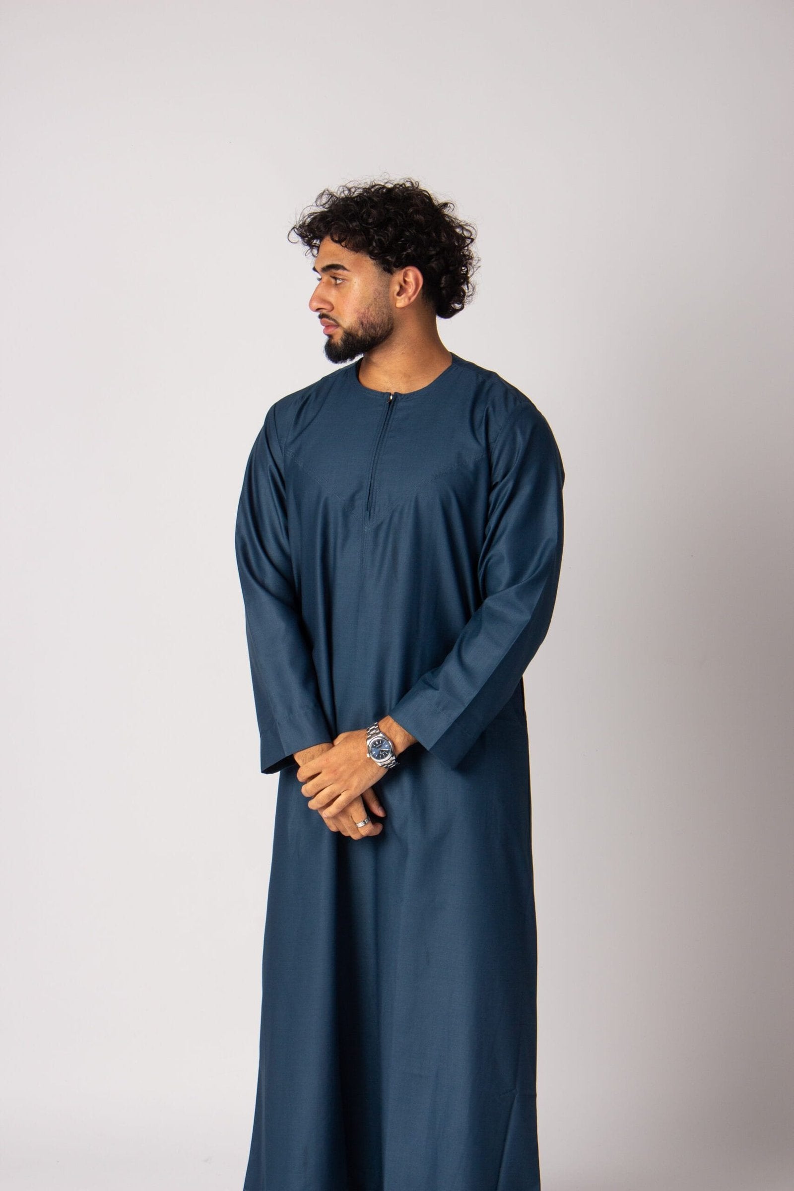 Omani Thobe