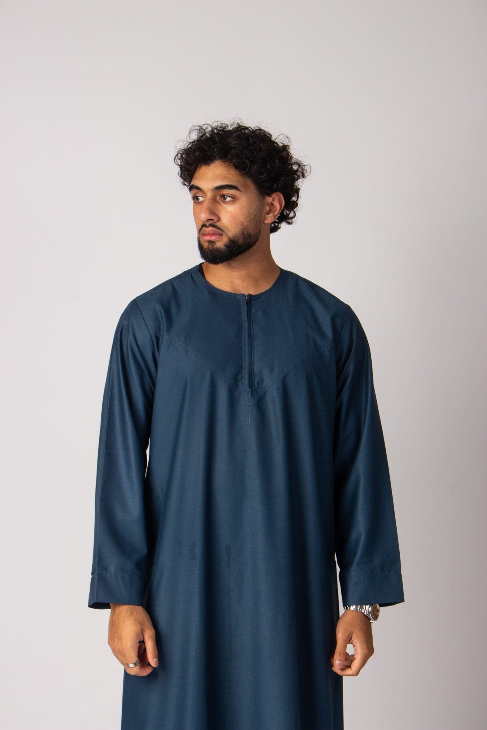Omani Thobe
