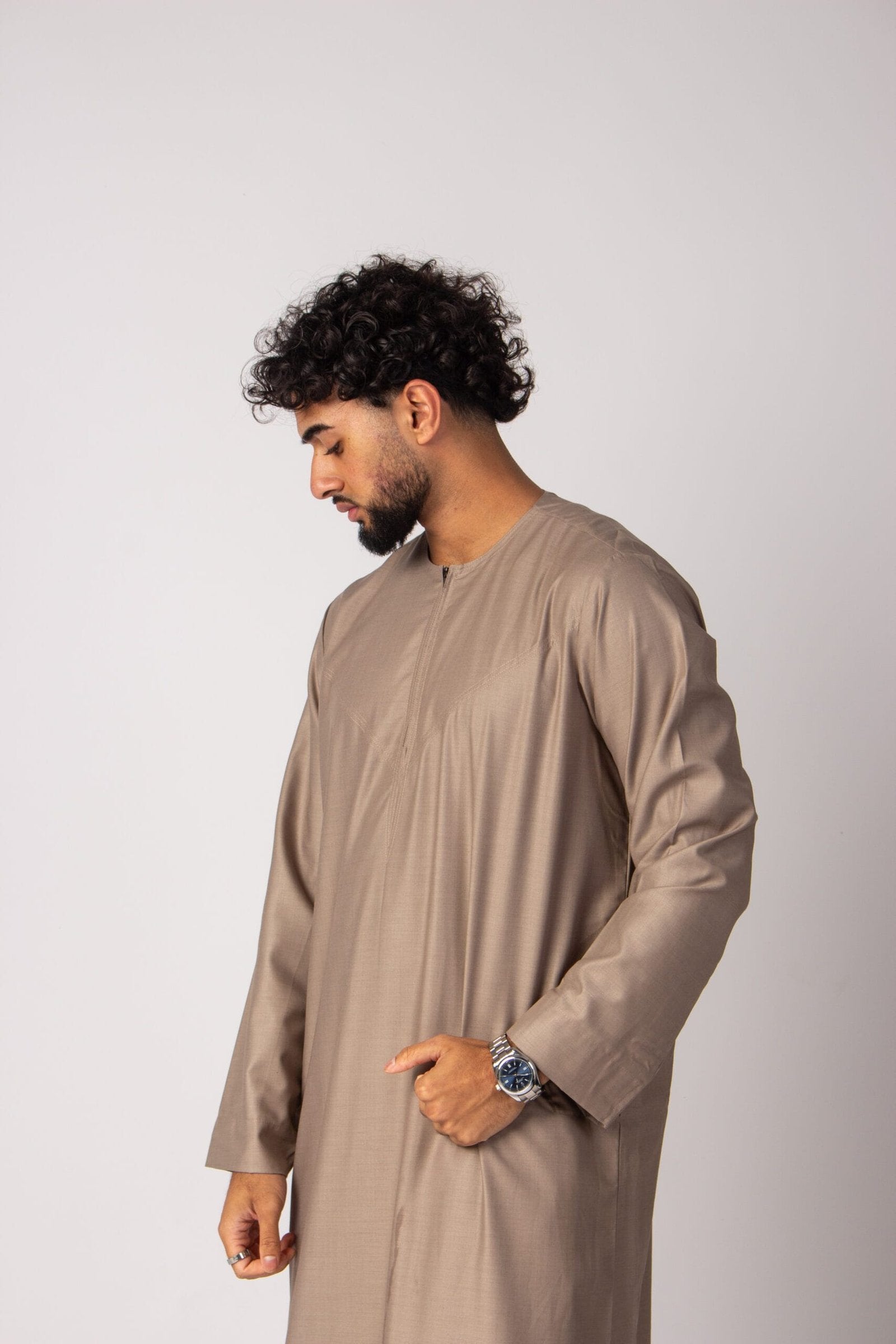 Omani Thobe