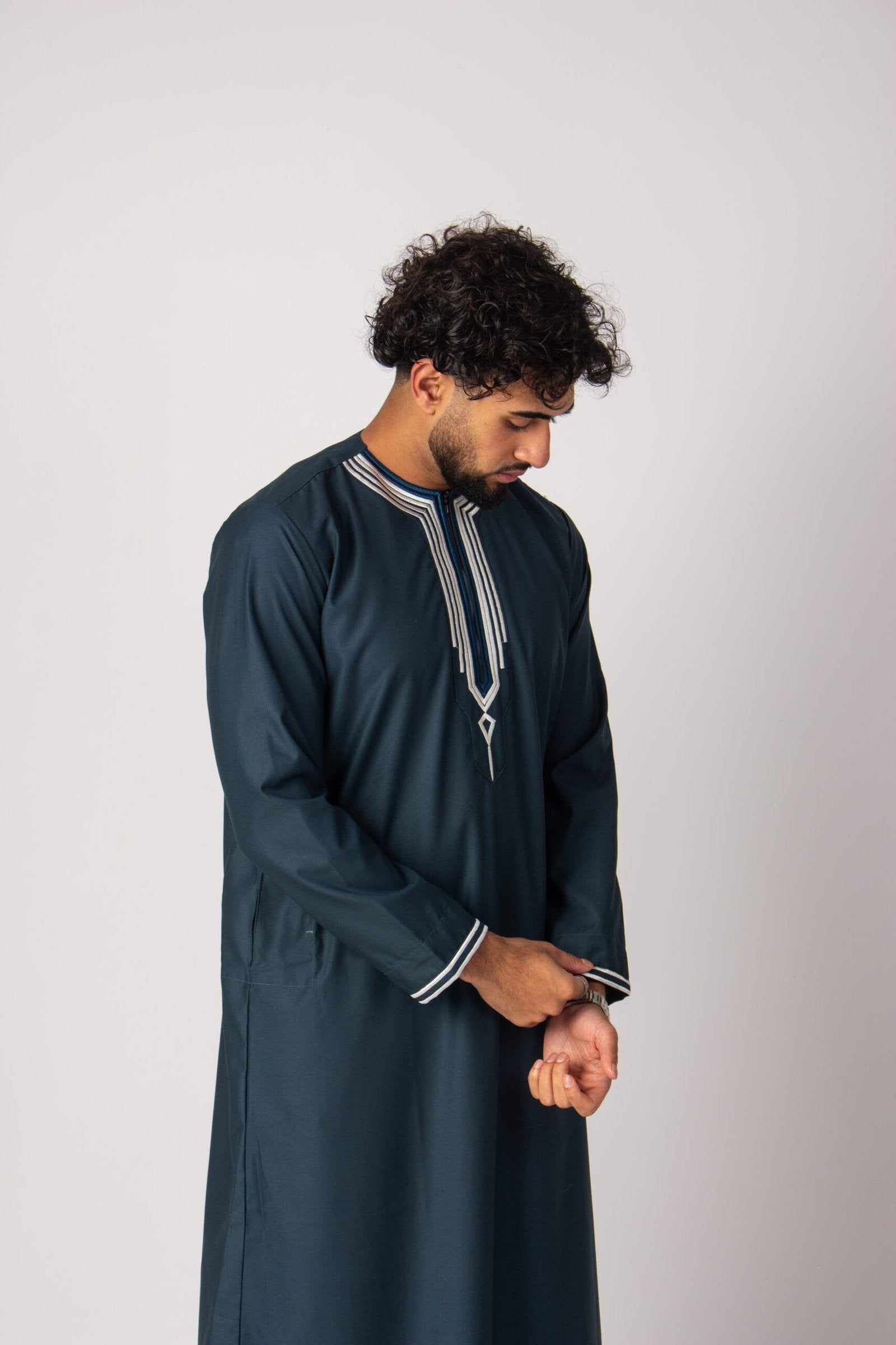 Embroidery Thobe