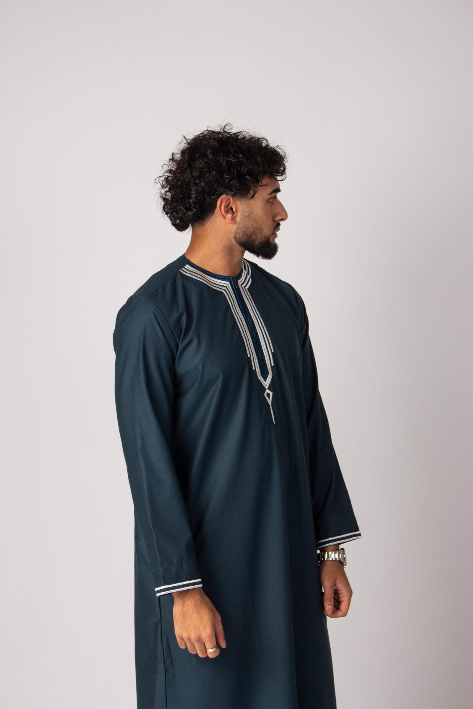 Embroidery Thobe