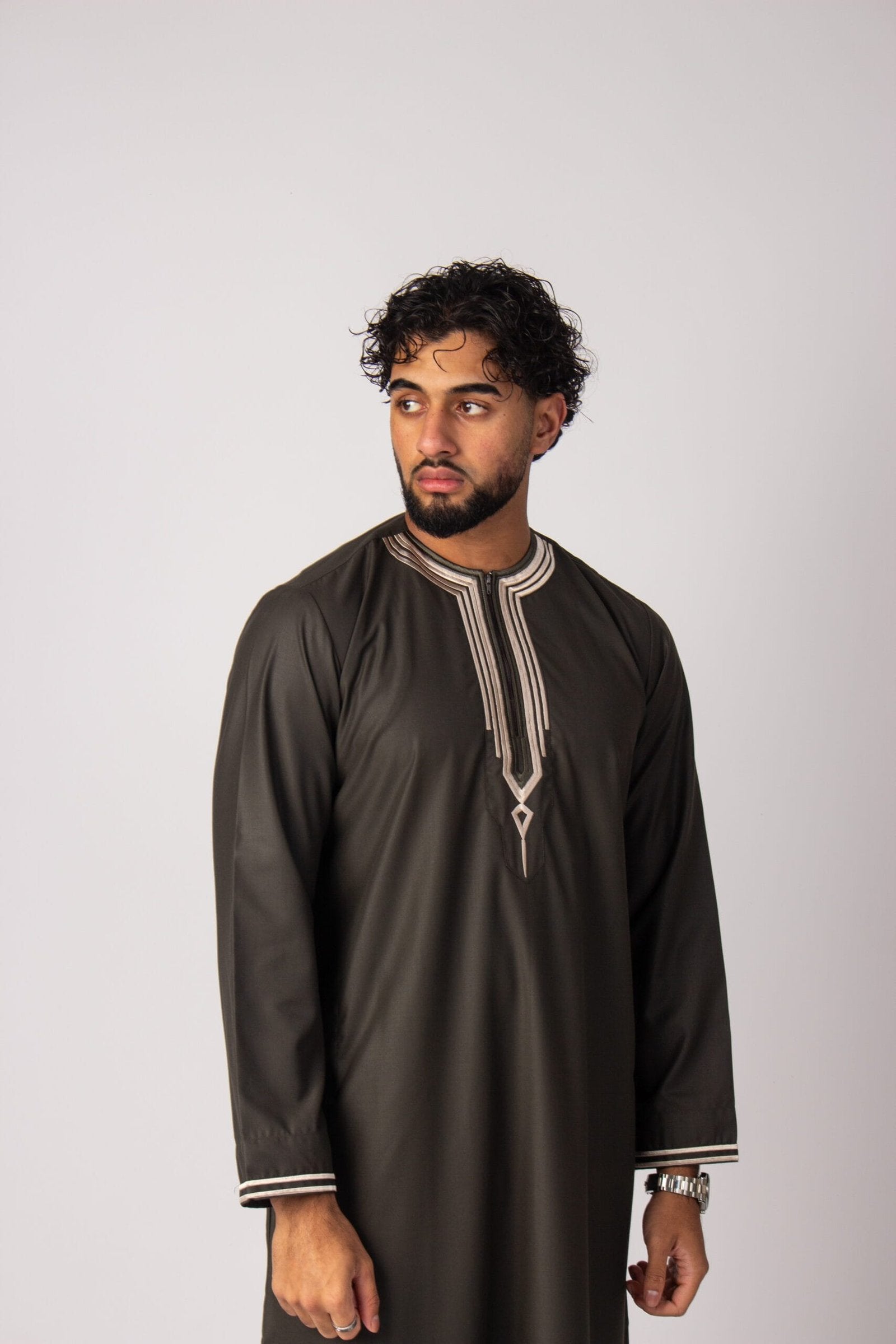 Embroidery Thobe