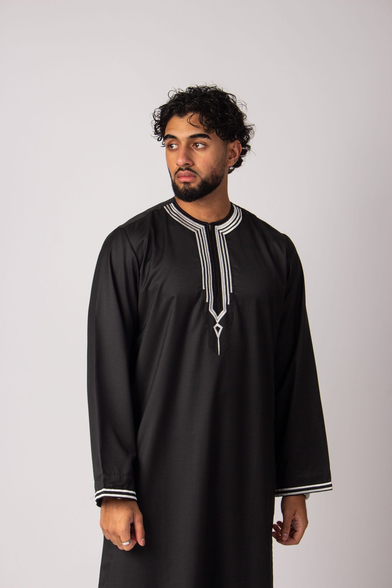 Embroidery Thobe