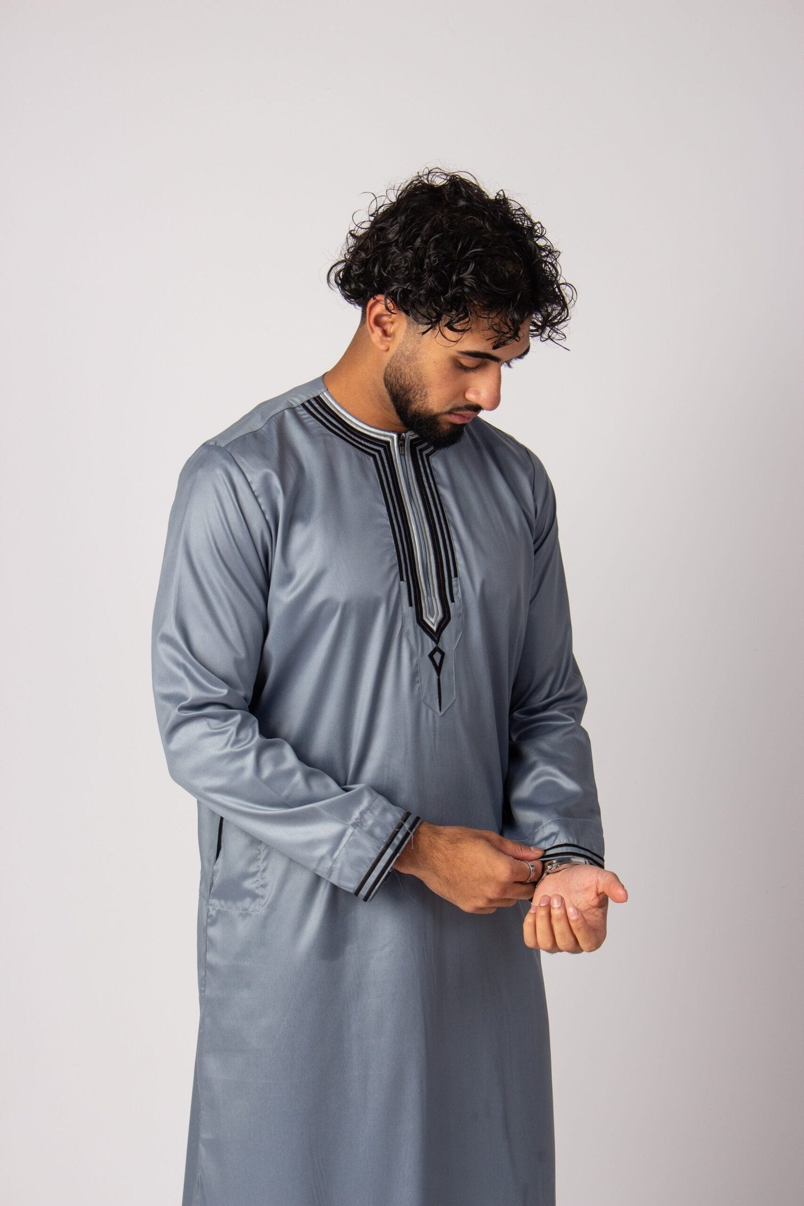 Embroidery Thobe