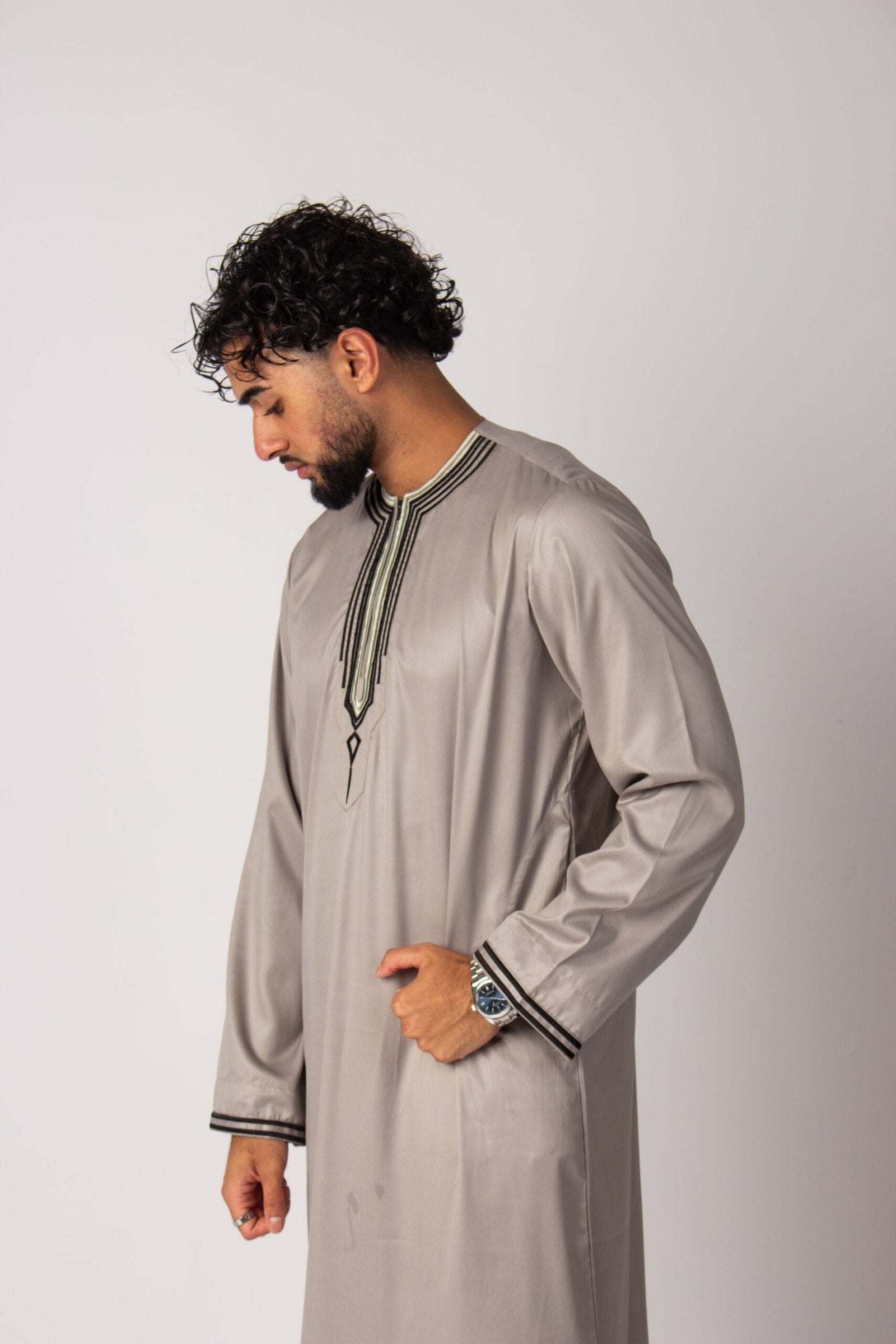 Embroidery Thobe