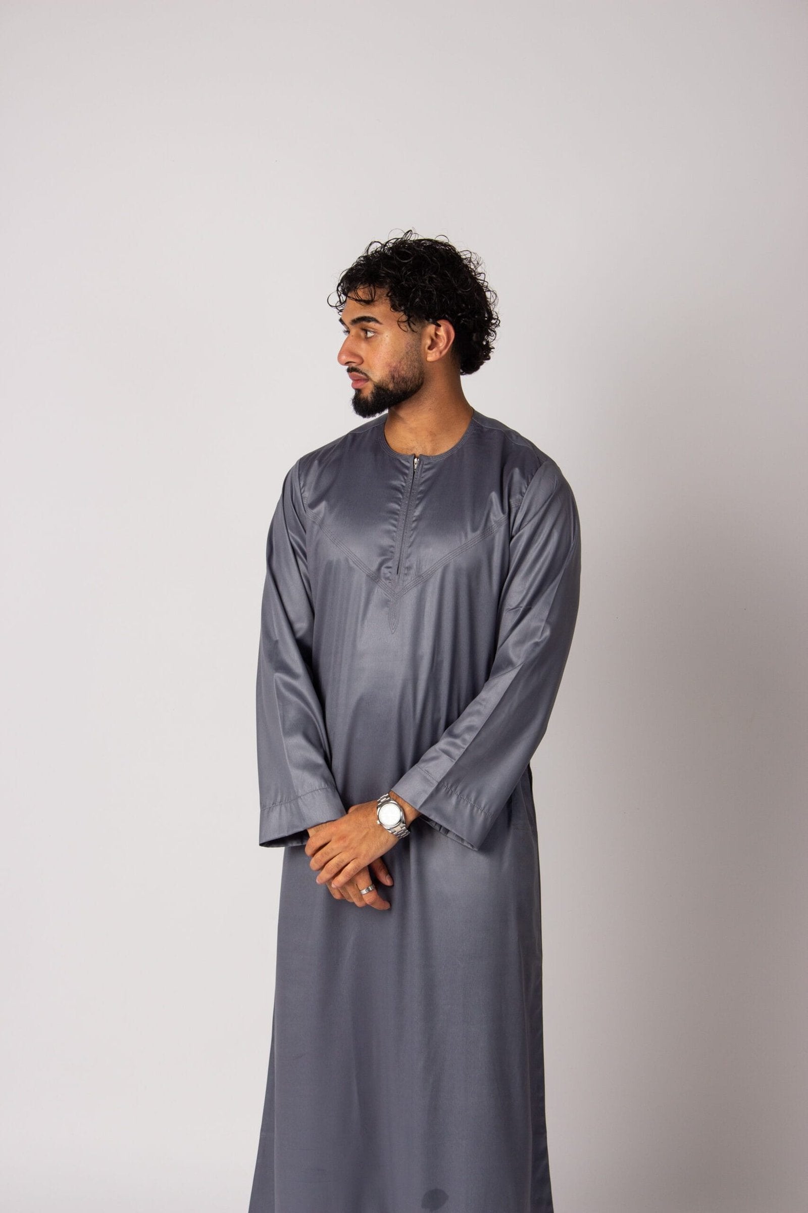 Omani Thobe