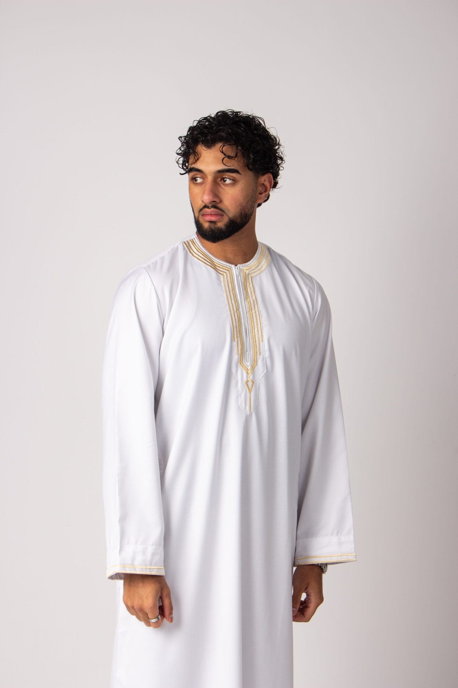 Embroidery Thobe