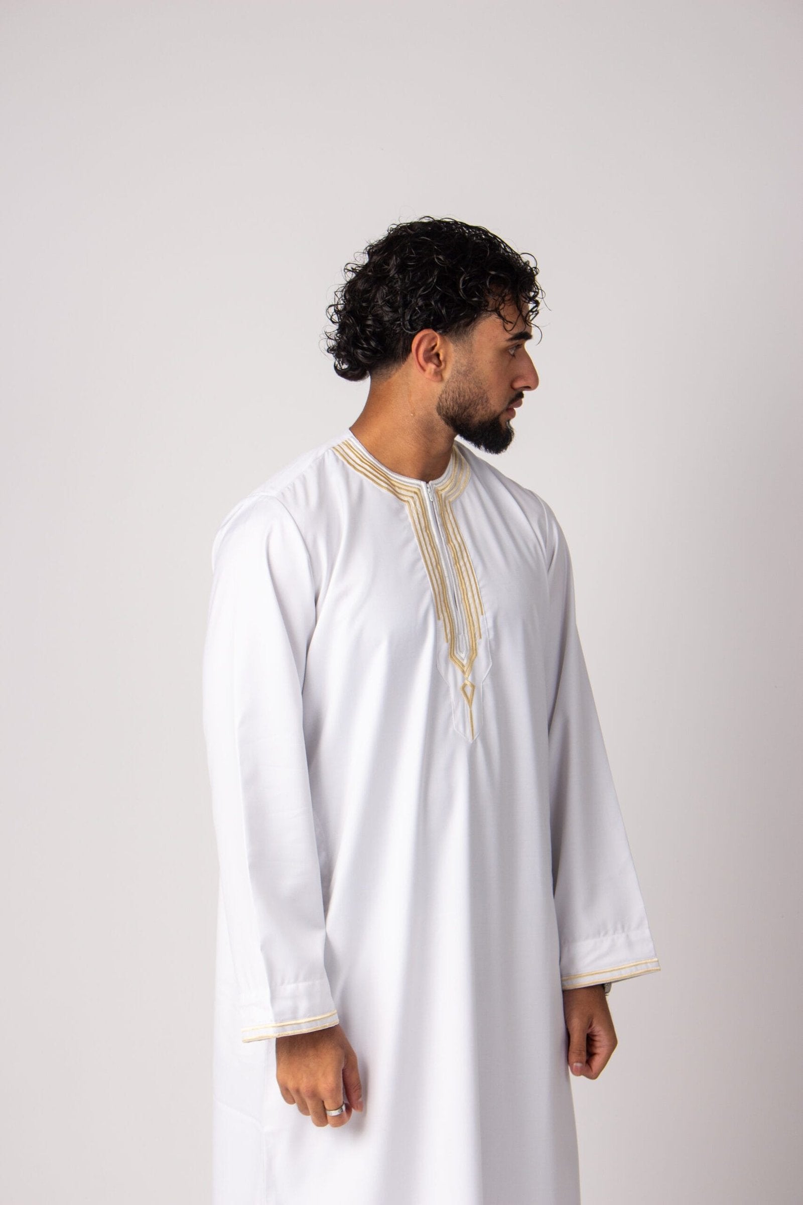 Embroidery Thobe