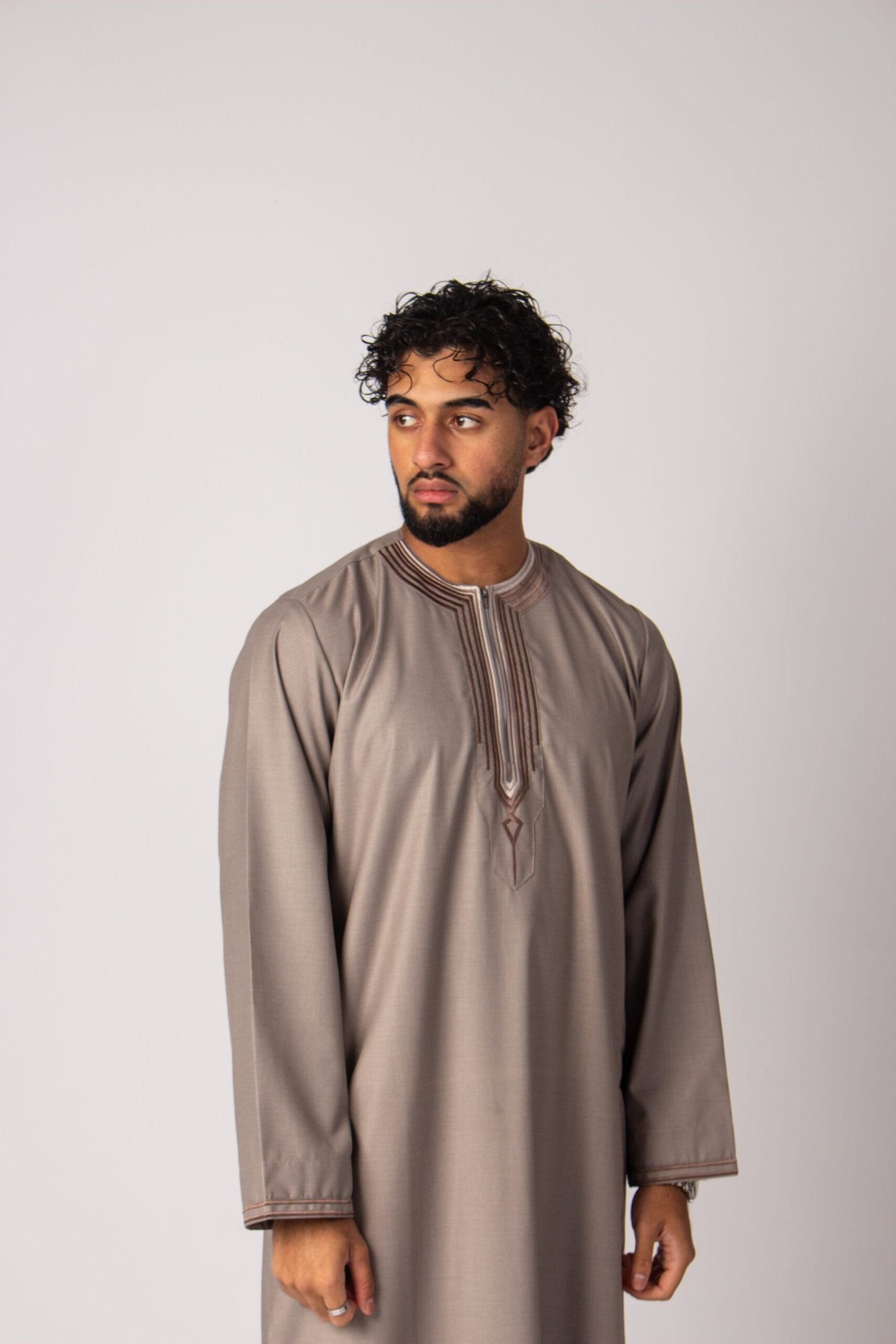 Embroidery Thobe